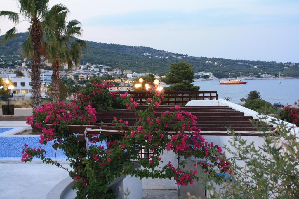 Hotel Blue Fountain Agia Marina  エクステリア 写真